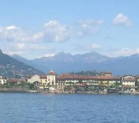 Only 10 Metres From The Shores Of Lake Maggiore Σπίτι διακοπών