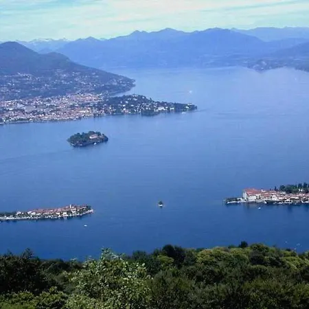 Σπίτι διακοπών Only 10 Metres From The Shores Of Lake Maggiore Στρέσα